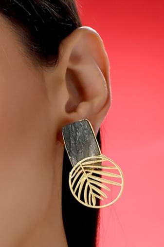 Dhuwa drop earring