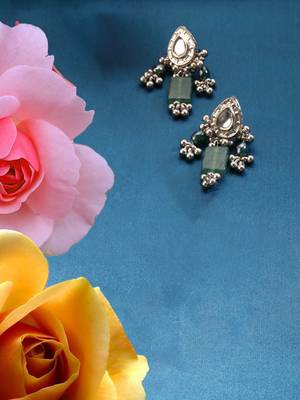 Lagoon drop earring 2