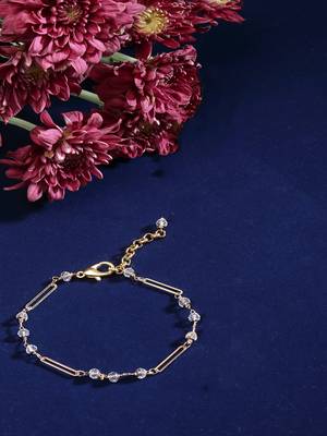 Star bracelets hand jewellery 2