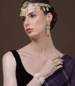 Ecru matha patti hair jewellery