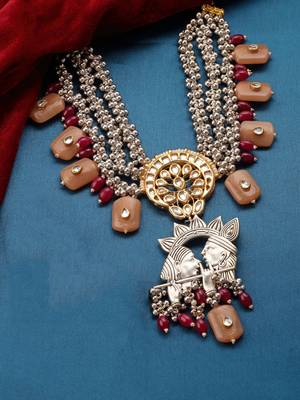 Persimmon haar necklace 2