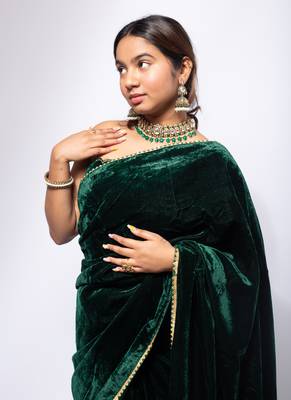 Green velvet saree for women 1