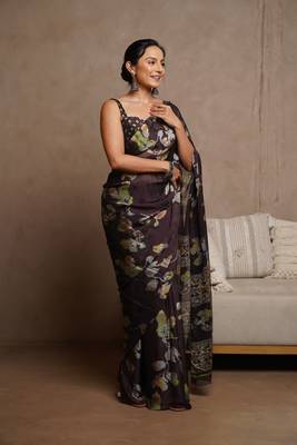 Coffee floral print chiffon saree with unstiched blouse piece 4