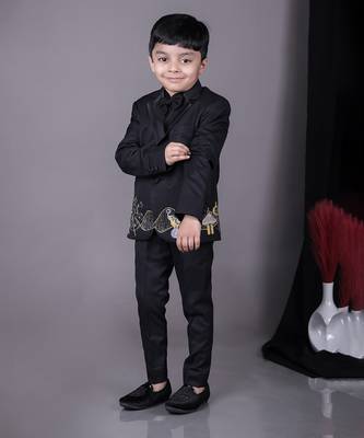 Black tuxedo with carnival hand embroidery shirt pant with bow tie set 1