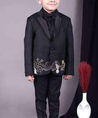 Black tuxedo with carnival hand embroidery shirt pant with bow tie set 5