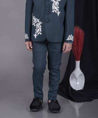 Pine green applique embroidered bandhgala with pant set 5