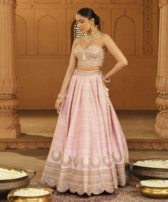 Mehnoor Razana Blush Pink Light Lehenga Set 2
