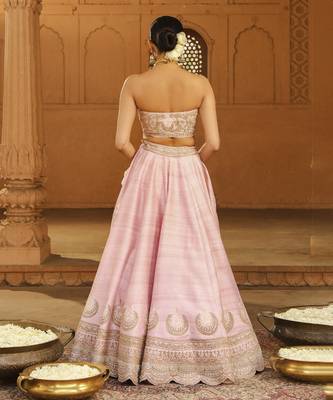 Mehnoor Razana Blush Pink Light Lehenga Set 3
