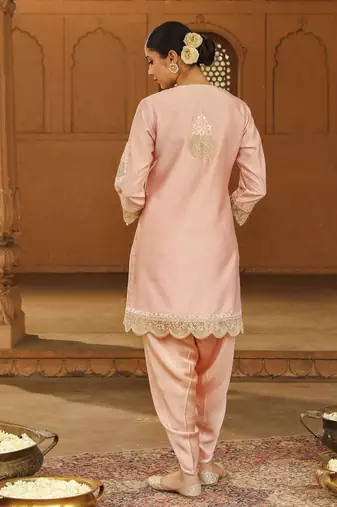 Mehnoor ernika off-rose short kurta with dhoti set