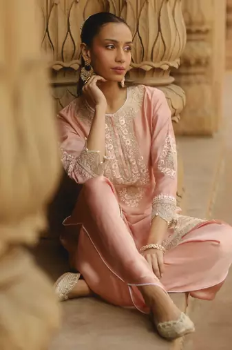 Mehnoor Ernika Off-Rose Short Kurta With Dhoti Set