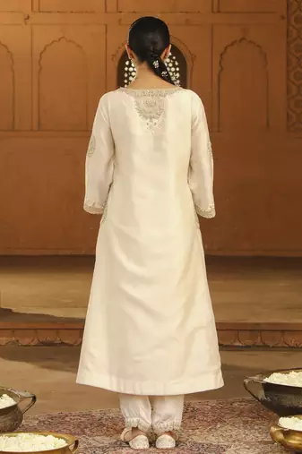 Mehnoor Akira Daisy Ivory A-Line Chauga With Salwar Set