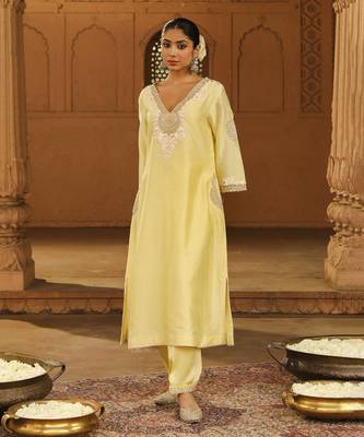 Mehnoor Akira Lemon Yellow A-Line Chauga With Salwar Set 1
