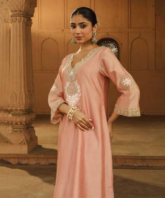 Mehnoor Sanvi Off-Rose A-Line Chauga With Salwar Set 3
