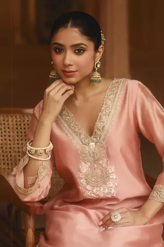 Mehnoor Sanvi Off-Rose A-Line Chauga With Salwar Set