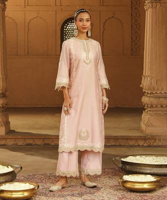 Mehnoor yasna off-rose a-line palazzo suit with dupatta set 2