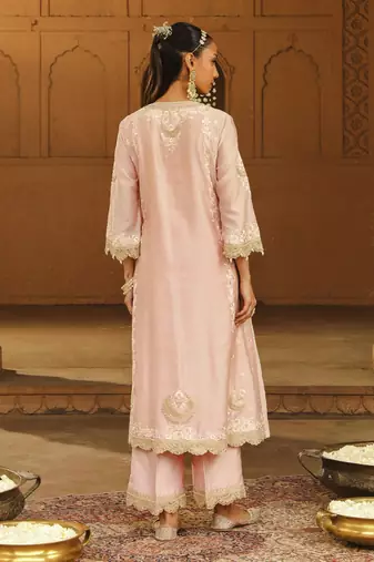 Mehnoor yasna off-rose a-line palazzo suit with dupatta set