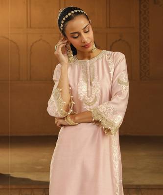 Mehnoor yasna off-rose a-line palazzo suit with dupatta set 4