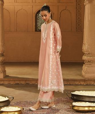 Mehnoor Yasna Off-Rose A-Line Palazzo Suit With Dupatta Set 5