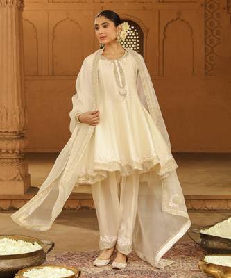 Ivory Silk Chanderi Short Punjabi Salwar Suit 1