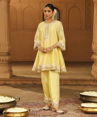 Mehnoor Faria Lemon Yellow Short Anarkali With Salwar And Dupatta Set 3