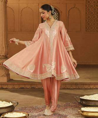 Blush Pink Short Anarkali Punjabi Salwar Suit 5