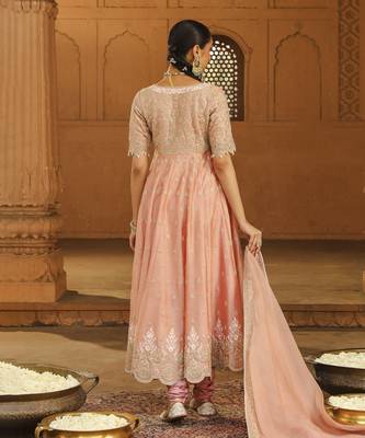 Mehnoor wasifa misty green long anarkali with chooridaar and dupatta set 4