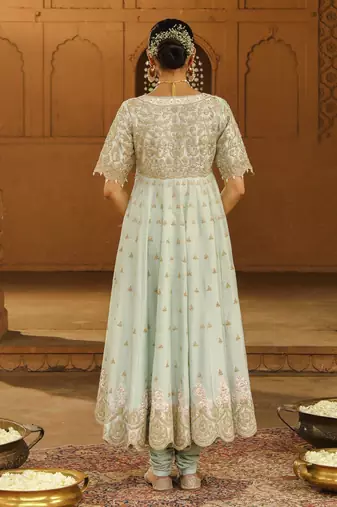 Mehnoor ayda blush pink short kurta with sharara and dupatta set