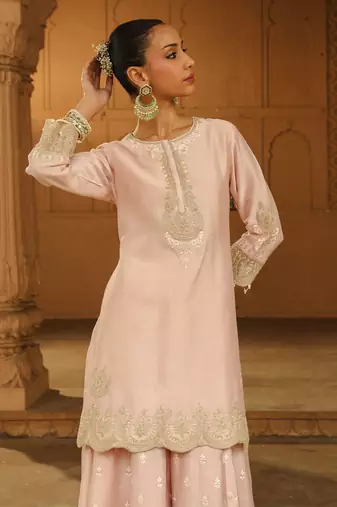 Mehnoor ayda off-rose short kurta with sharara and dupatta set