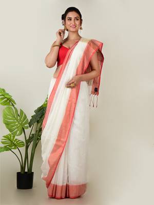 Aakar Aagomoni | white handloom cottton saree with red border 1