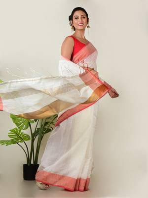 Aakar Aagomoni | white handloom cottton saree with red border 2