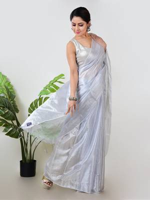 Aakar  white handloom tissue saree 2