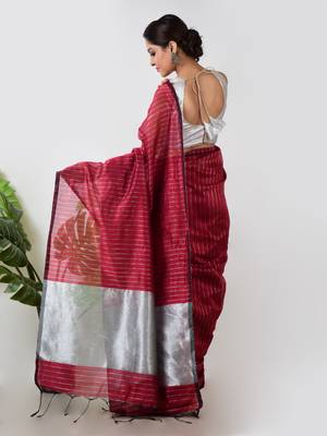 Aakar red handloom linen saree with white zari stripe 5