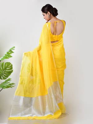 Aakar yellow handloom linen saree with white zari stripe 4