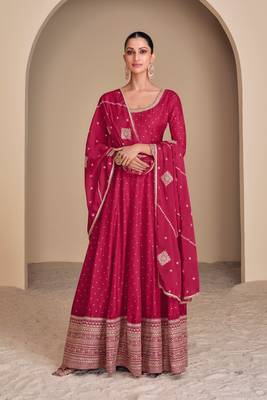 Pink embroidery secquins work jacquard silk gown full stitched suits 1