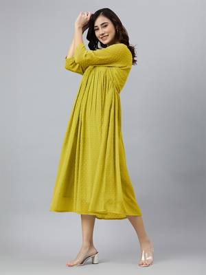 Janasya women's mustard dobby chiffon self design flared kurta 3