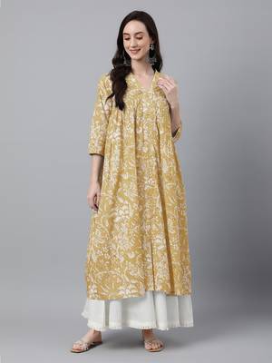 Janasya women's mustard pure cotton floral printed flared kurta 1