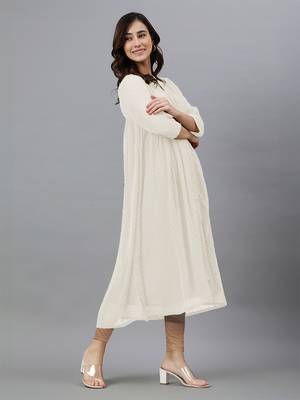 Janasya women's off white dobby chiffon self design flared kurta 2