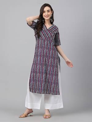 Janasya women's wine pure cotton geometric printed straight kurta 3