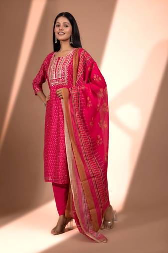 Pink straight fit chanderi kurta set
