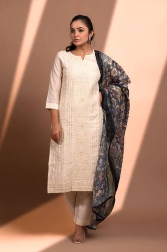 Off white straight fit chanderi kurta set