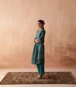 Emerald green straight fit chanderi kurta set with dupatta 