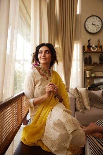Off White Schiffli Cotton Suit kurta pant with dupatta Set 