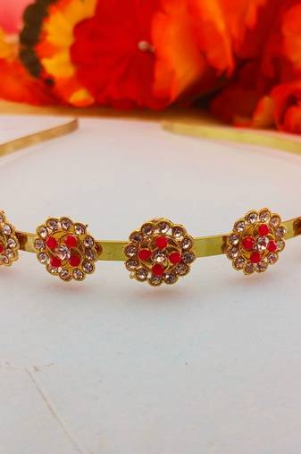 Stone stud gold plated  hair band color golden material brass  size free size