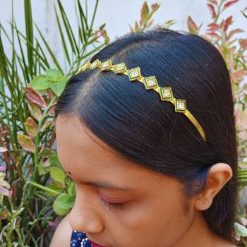 Stone stud gold plated  hair band color golden material brass  size free size 4