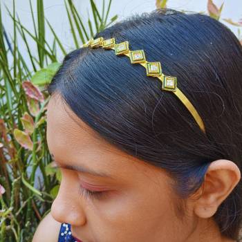 Stone stud gold plated  hair band color golden material brass  size free size 5
