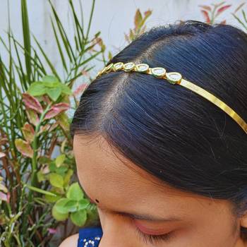Stone stud gold plated  hair band color golden material brass  size free size 5