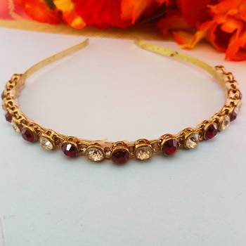 Stone stud gold plated  hair band color golden material brass  size free size 1