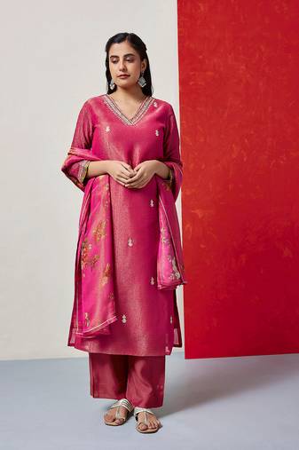 Pink pure crushed tissue kurta pant with dupatta set 