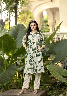 Floral Printed Shirt Collar A-Line Kurta With Trouser 5