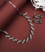 silver-plated ad jewelry set for women     perfect gift for all occasions green color